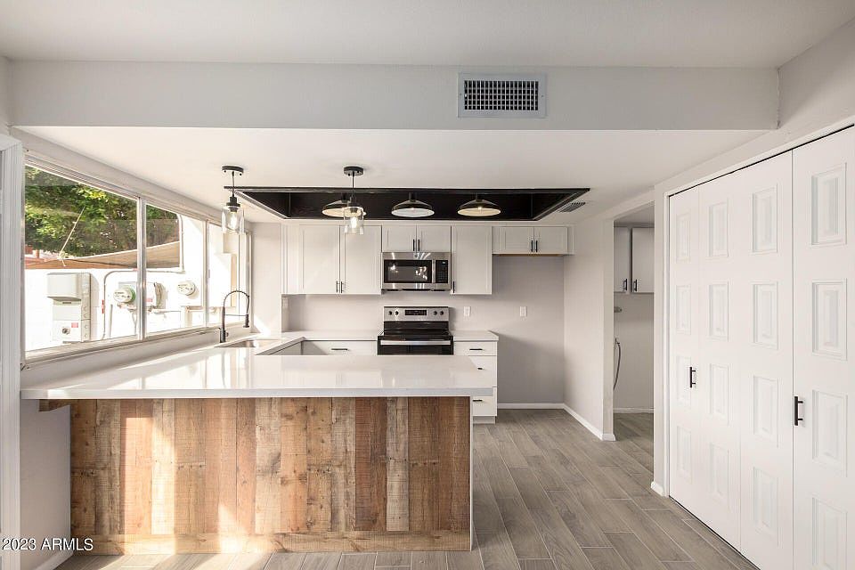 1st image of 4807 W Northern Ave