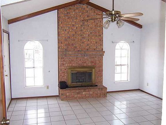 2nd image of 8935 Comet St #A