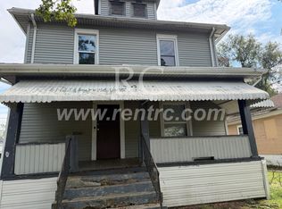 9 Cronkhite Ave, Danville, IL 61832