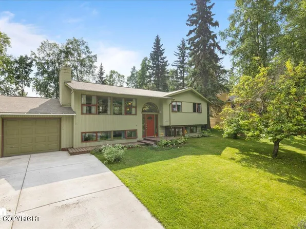 1670 Crescent Dr, Anchorage, AK 99508