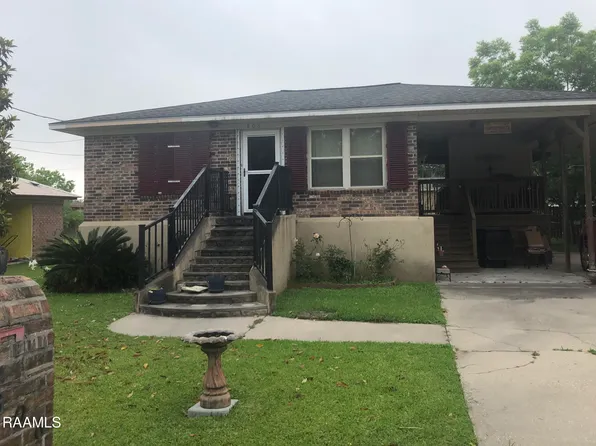 806 N Broadway St, Erath, LA 70533
