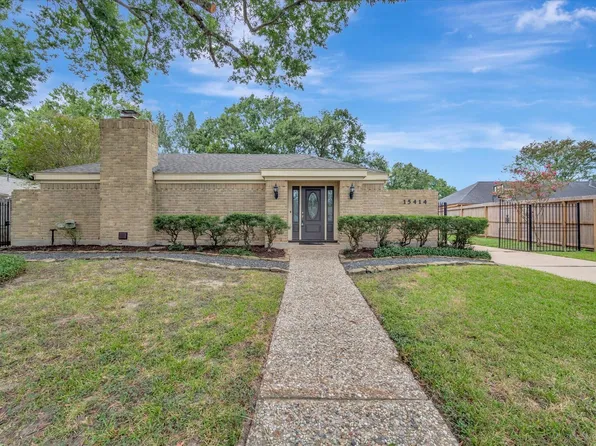 15414 Pleasant Valley Rd, Houston, TX 77062