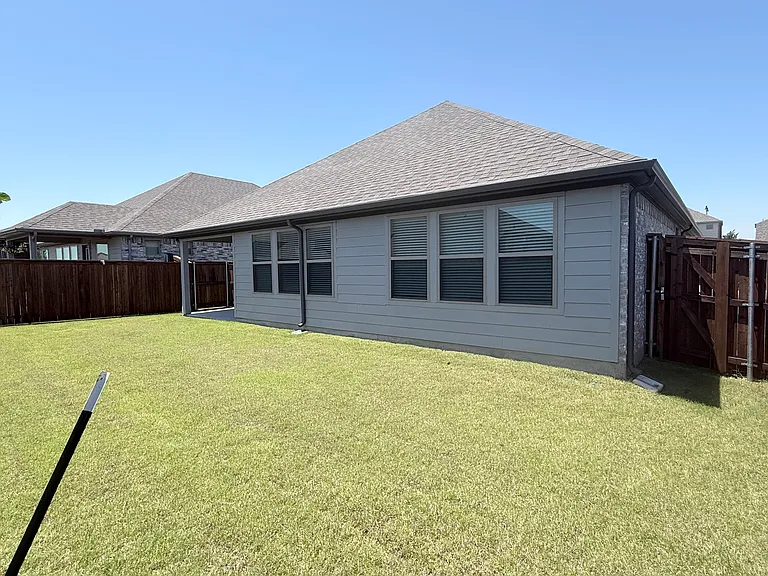 1911 Sandpiper Way — Photo 24