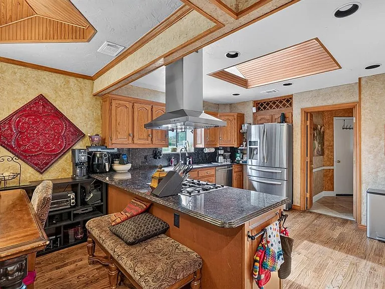 2335 Highlands Creek Rd — Photo 11