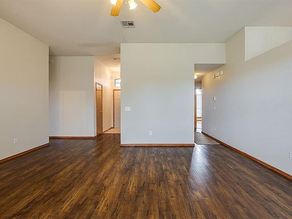 5th image of 16405 Sterling Creek Dr