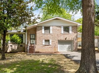 50 Robin Ann Ln, Fort Oglethorpe, GA 30742