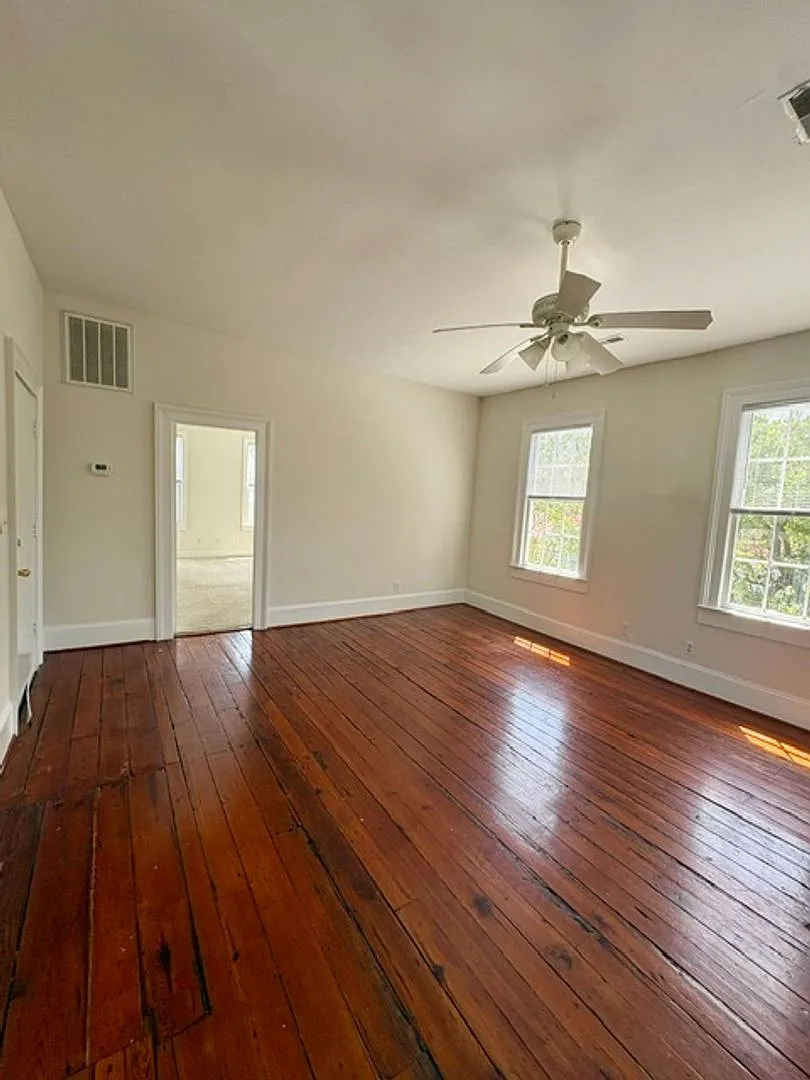 154 Smith Street — Photo 4