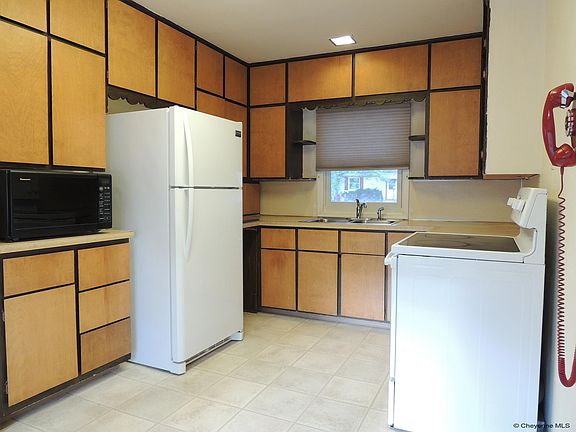 5th image of 3422 Dover Rd