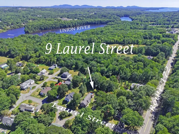 9 Laurel Street, Ellsworth, ME 04605