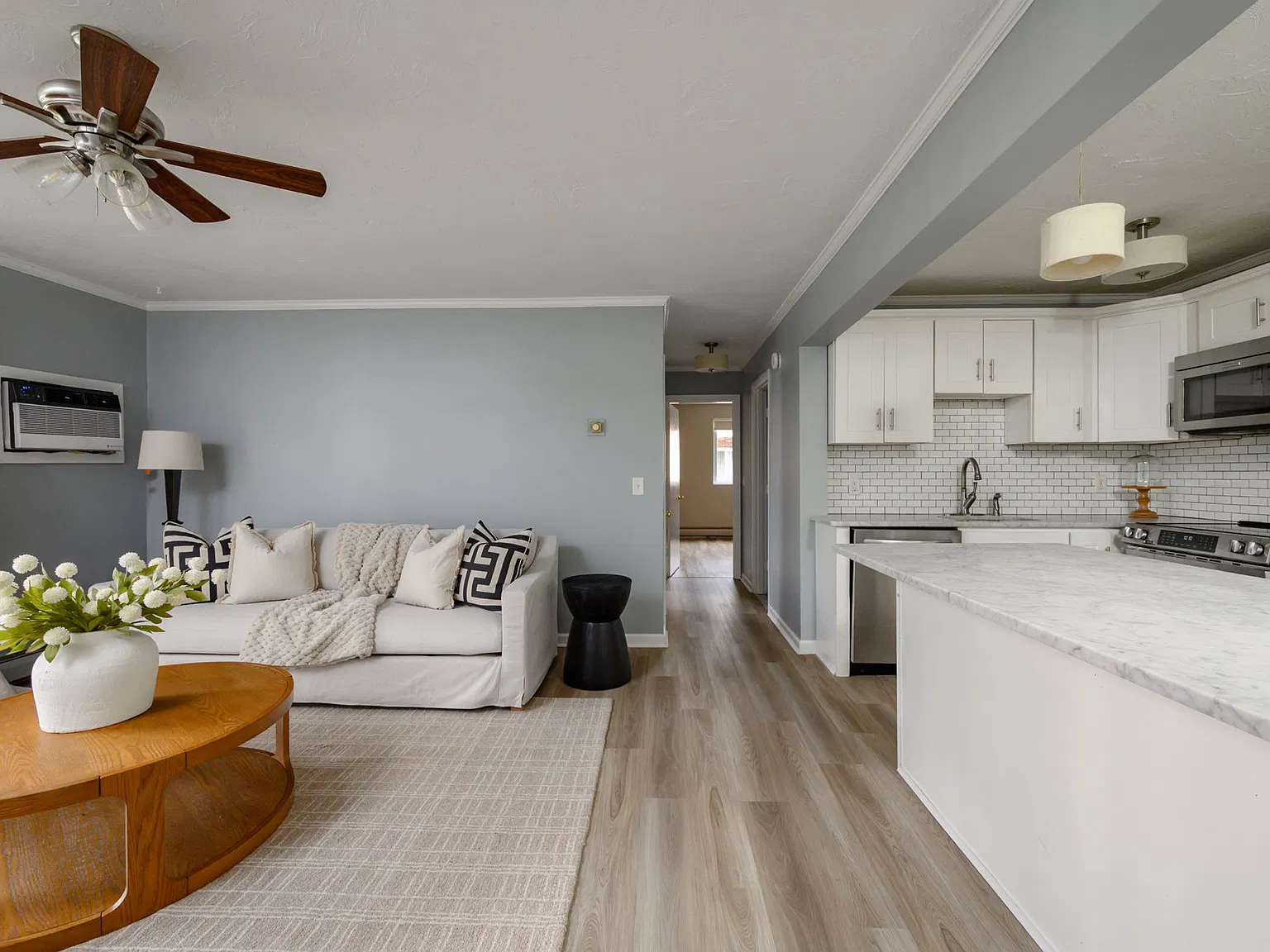 1801 Ocean St — Photo 3