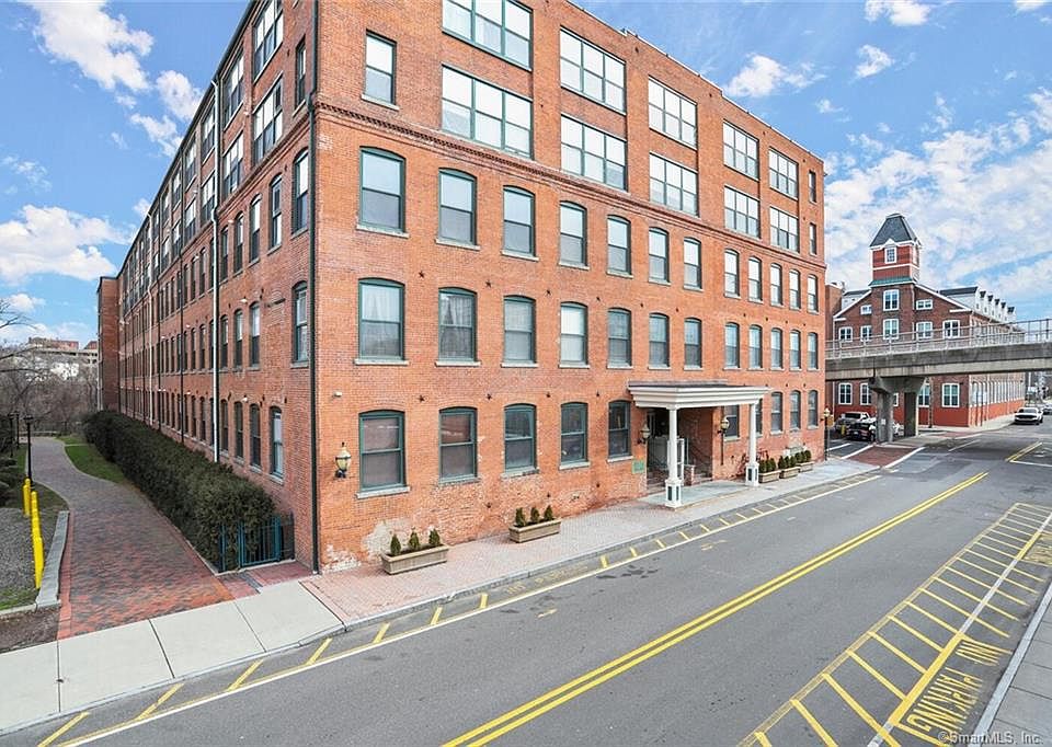1st image of 145 Canal St Unit 212