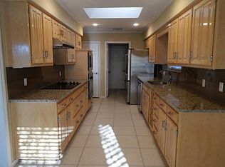 96 Legend Rd, Benbrook, TX 76132