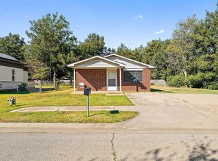 221 N L Ave, El Reno, OK 73036