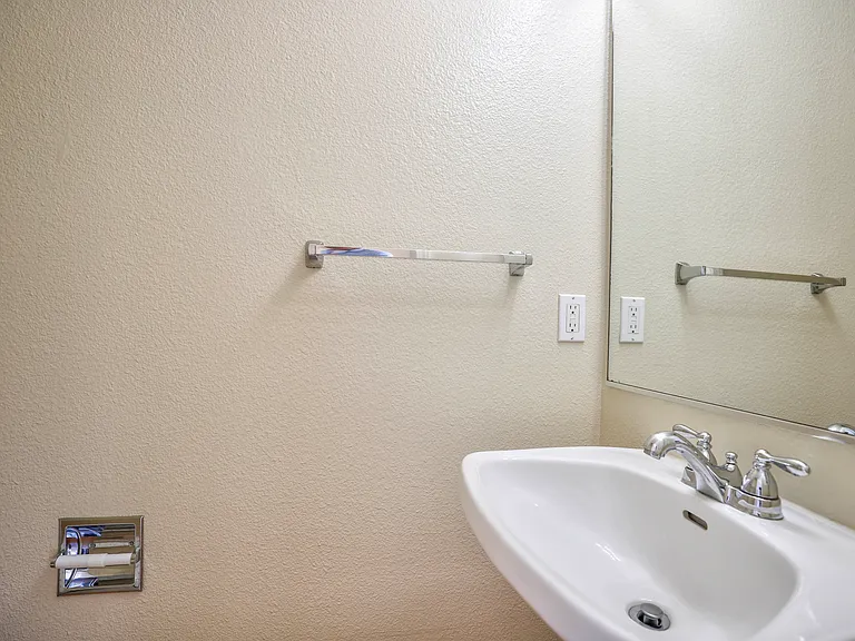 170 Paseo Ct — Photo 5