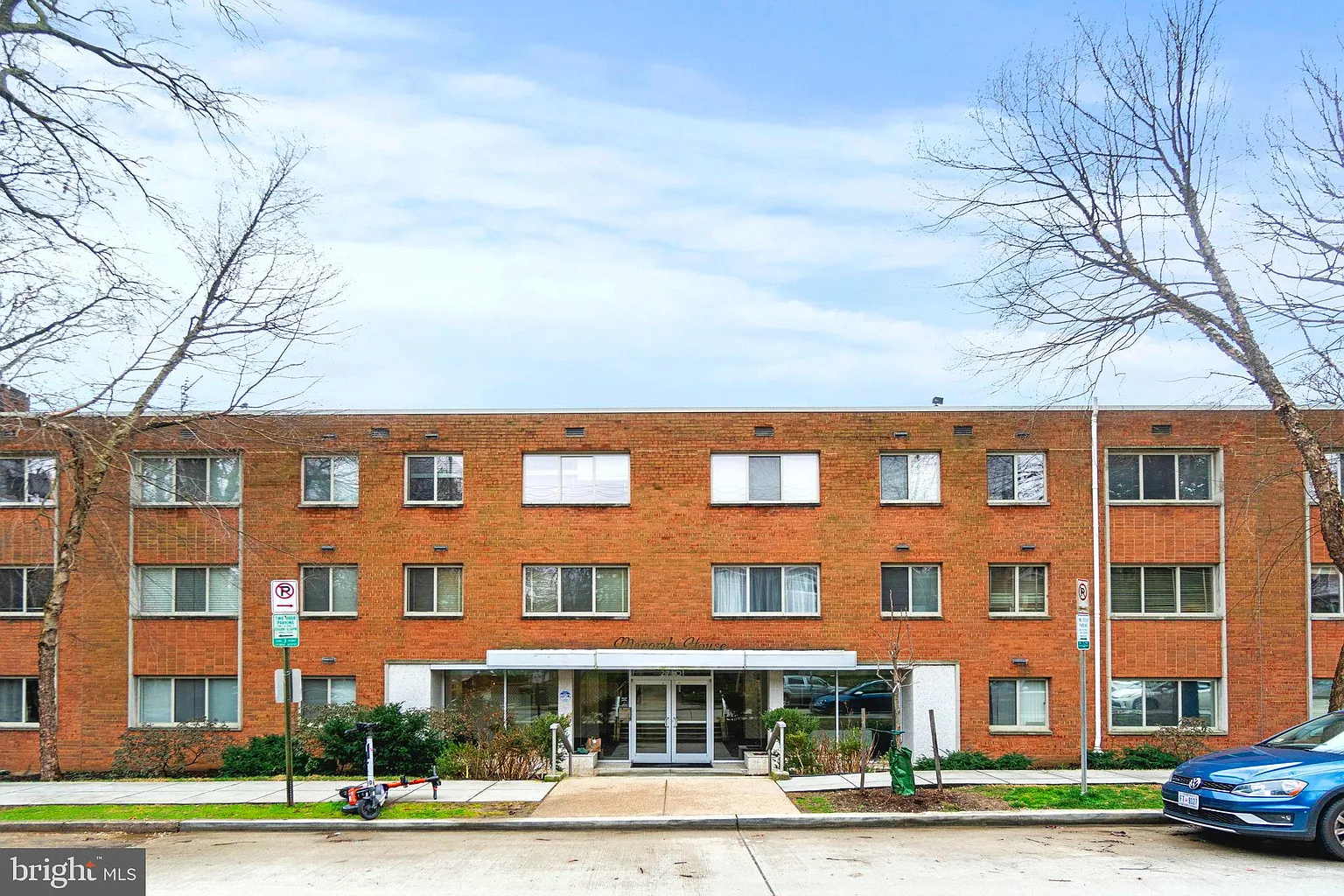 2710 Macomb St NW APT 302 photo 1