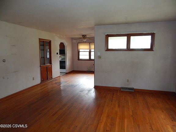 5th image of 278 Narehood Rd