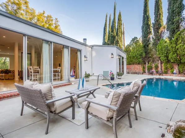 5353 Shirley Ave, Tarzana, CA 91356