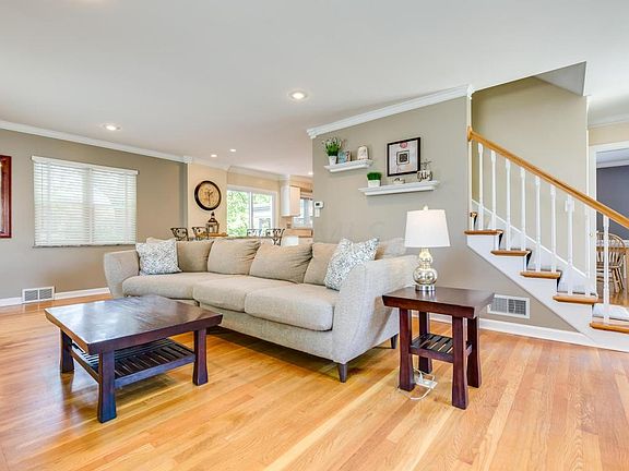 5th image of 1767 Elmwood Ave