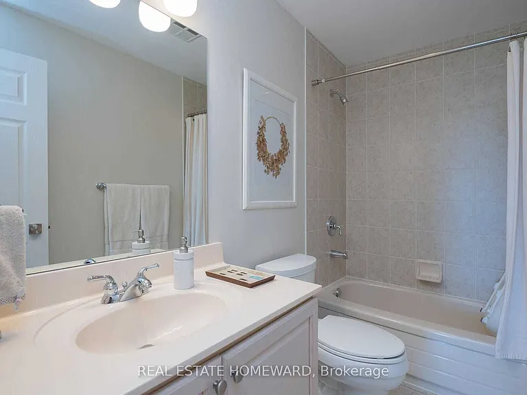 1 Maison Parc Ct #712 — Photo 27