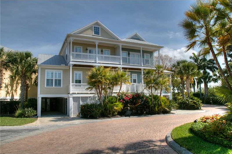 1st image of 11800 Anglers Club Dr #102