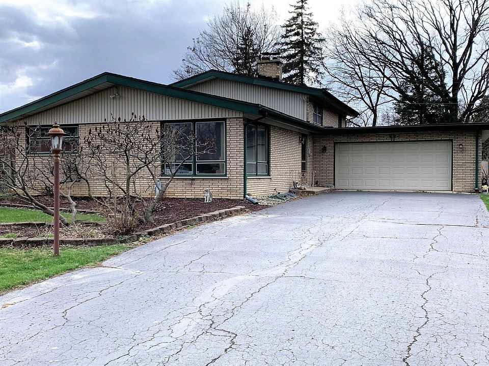 1st image of 12472 Moody Ave
