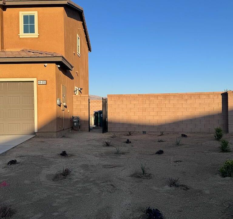 1st image of 44816 Beringer Dr