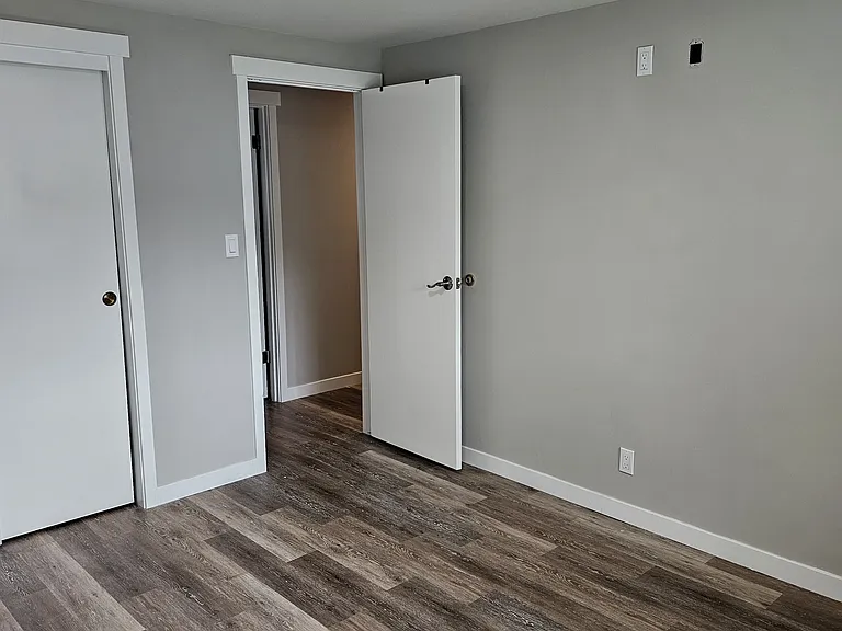 1020 151st Ave SE #1 — Photo 31