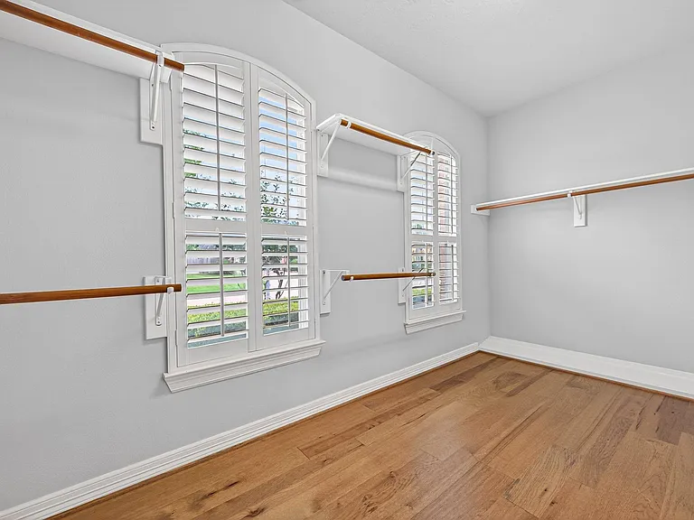 2315 Vinemead Ct — Photo 23