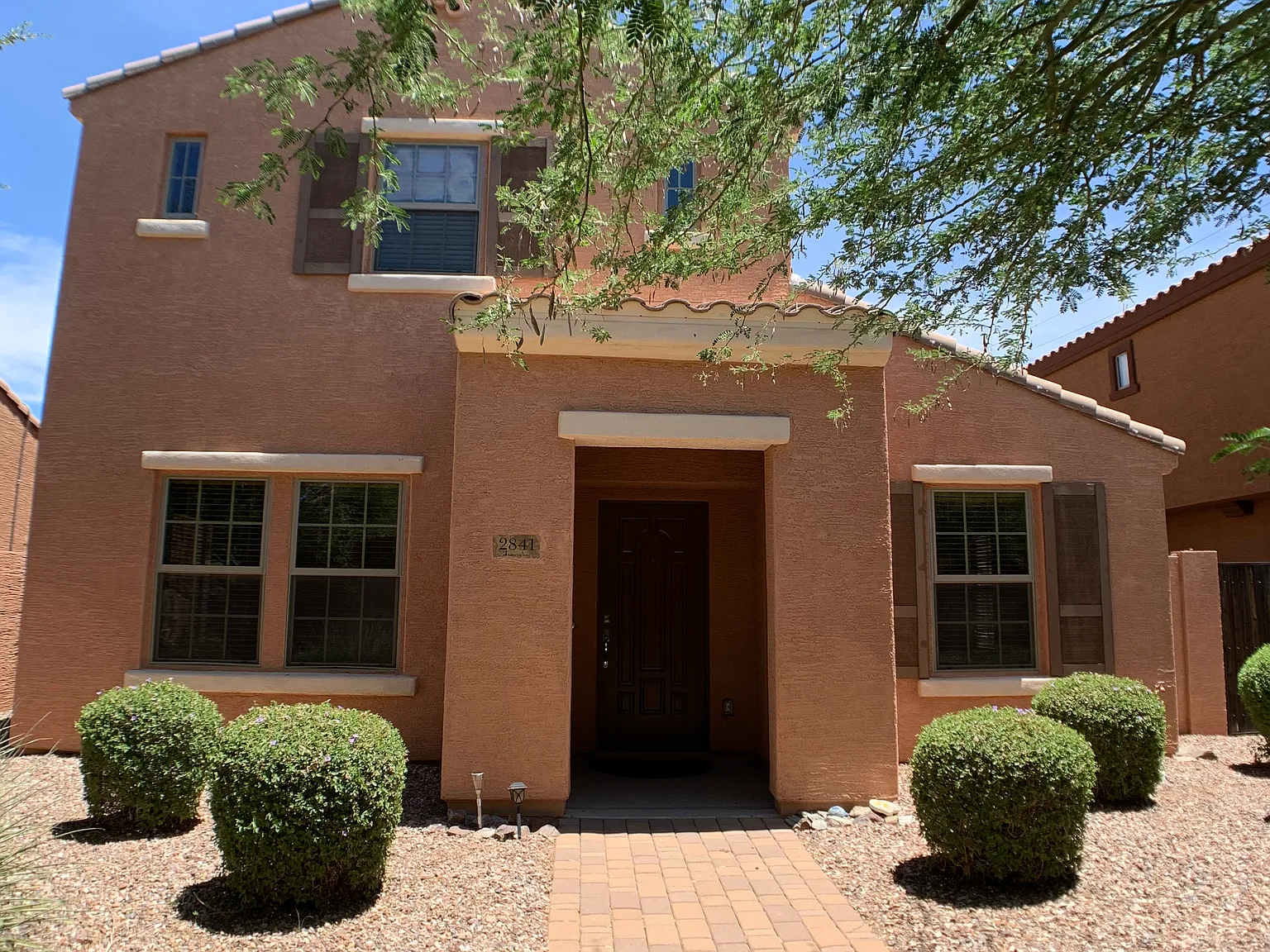 2 bed, 2.5 bath, 1460 sqft, $1,900 — Photo 2