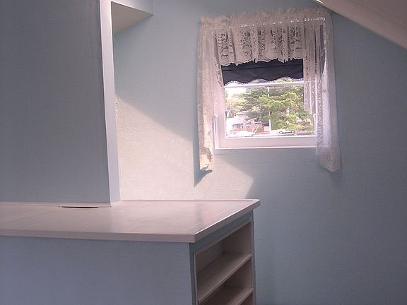 Loft/office/small BR