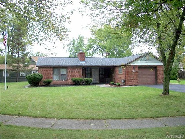 1st image of 320 Lake Ave