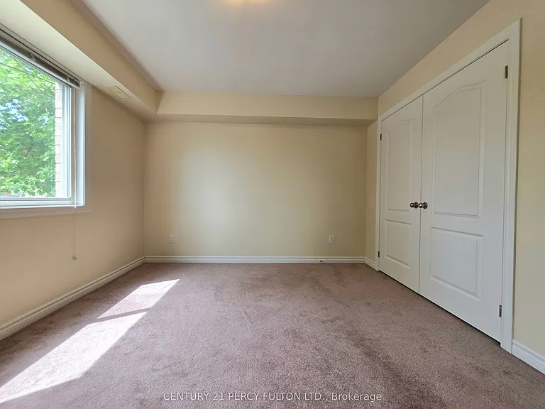 144 Mary St N #2 — Photo 19