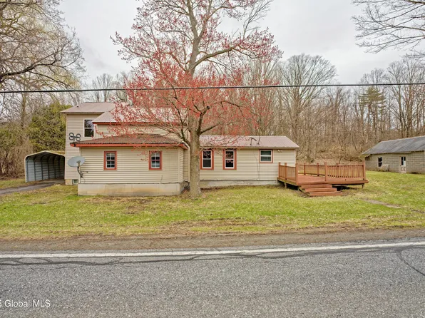 743 County Route 77, Greenwich, NY 12834