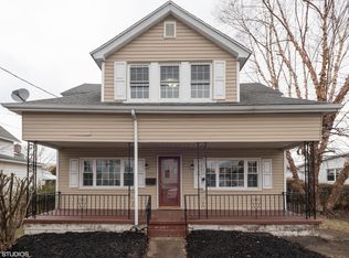 231 Charles St, Old Forge, PA 18518