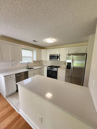 902 Sea Pl #902 Photo 1