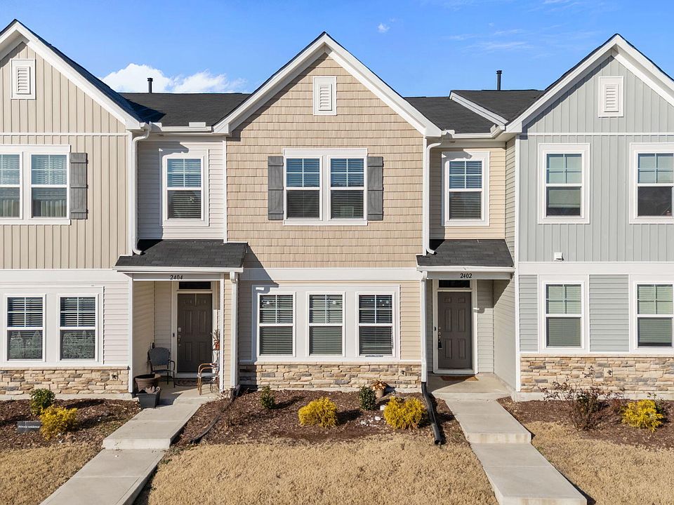1st image of 2402 Chert Ln
