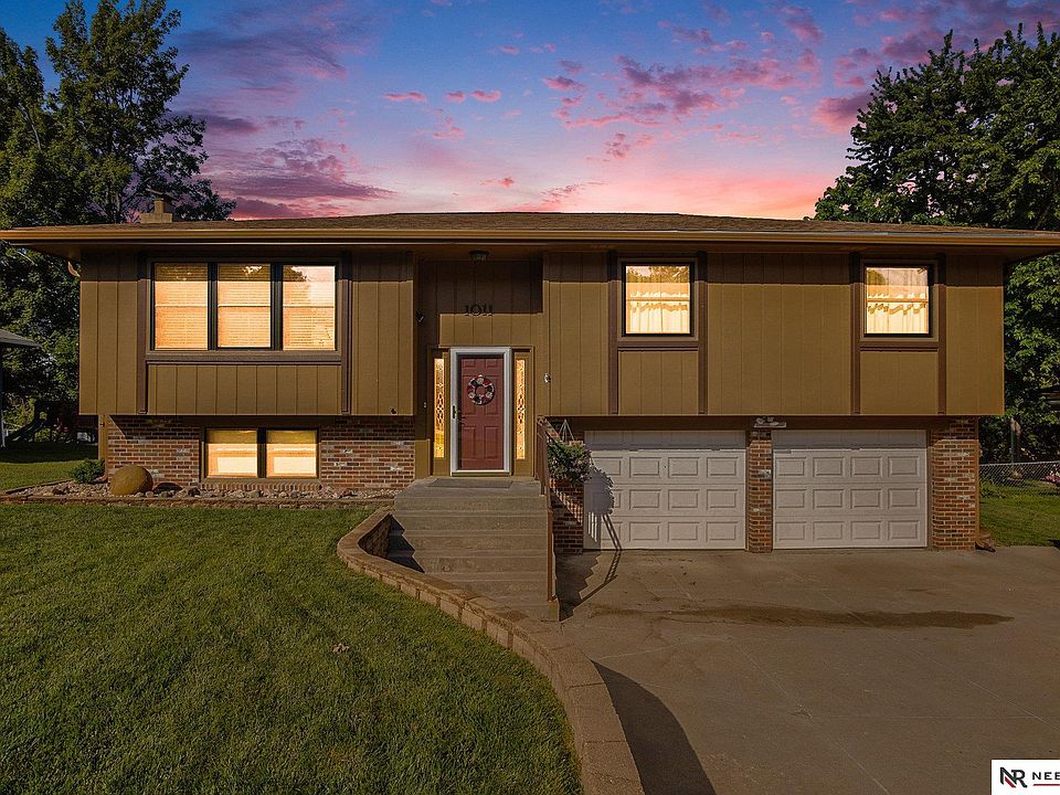 1st image of 1011 Somerset Dr