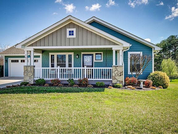 2nd image of 167 Ridgecrest Rd