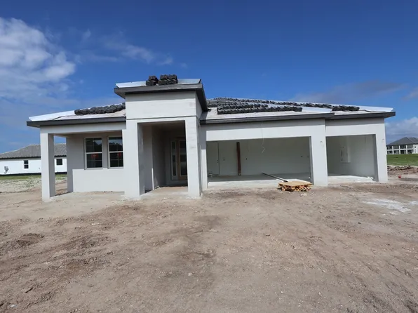 34706 Legacy Acres Dr, Zephyrhills, FL 33541