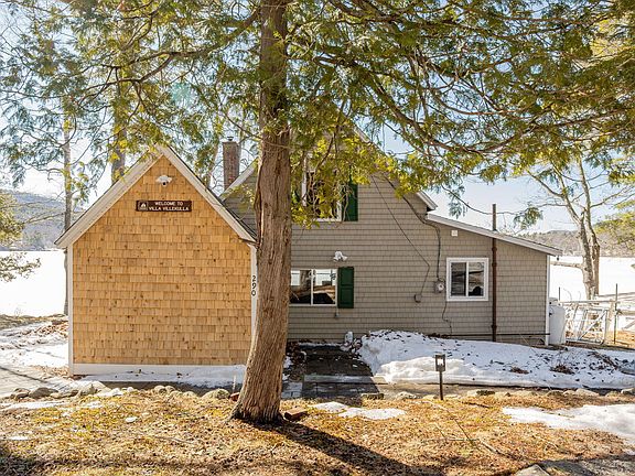 3rd image of 290 Green Woods Road