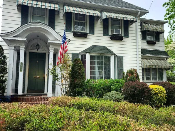 265 College Avenue, Staten Island, NY 10314