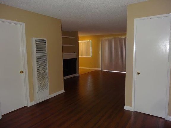 5th image of 7430 Crescent Ave APT 206
