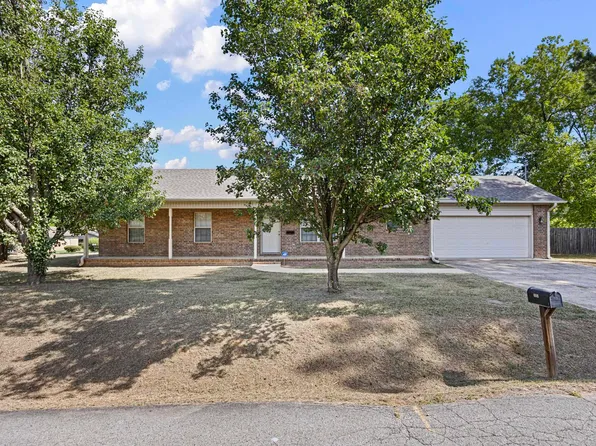 606 W Rock St, Morrilton, AR 72110
