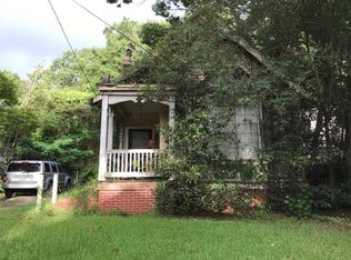 8 Common St, Mobile, AL 36604