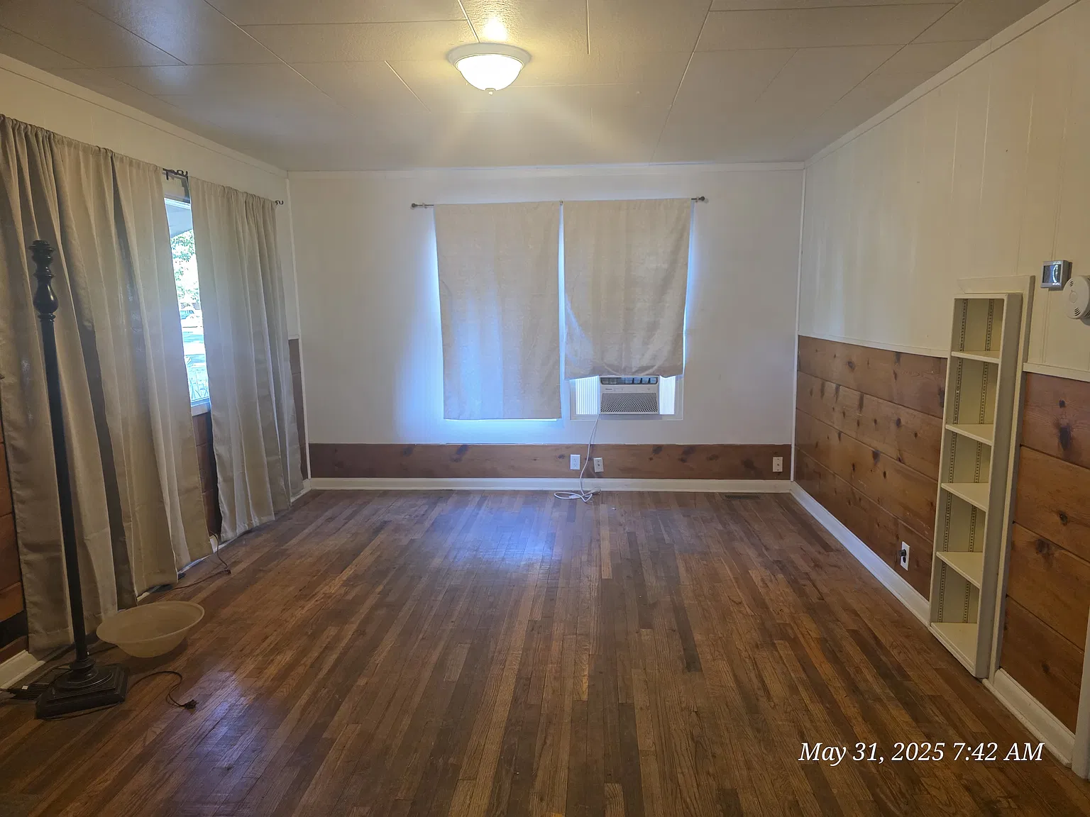 2 bed, 984 sqft, $1,700 — Photo 1