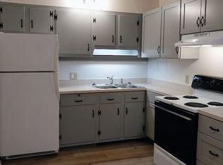 303 N Fayette St APT 8, Shippensburg, PA 17257