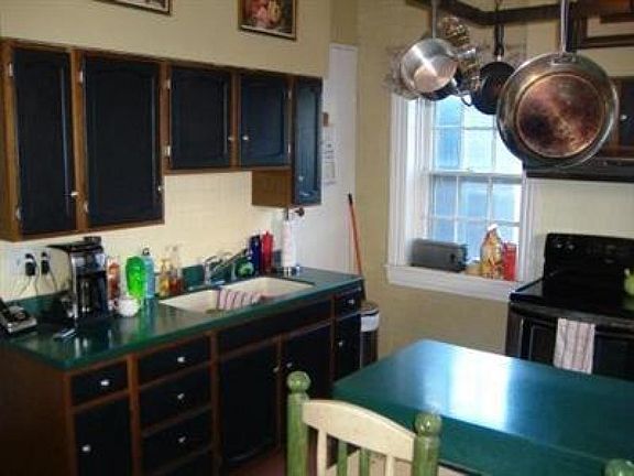 3rd image of 1408 Avenue E