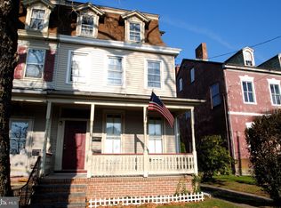 213 W Broad St, Burlington, NJ 08016