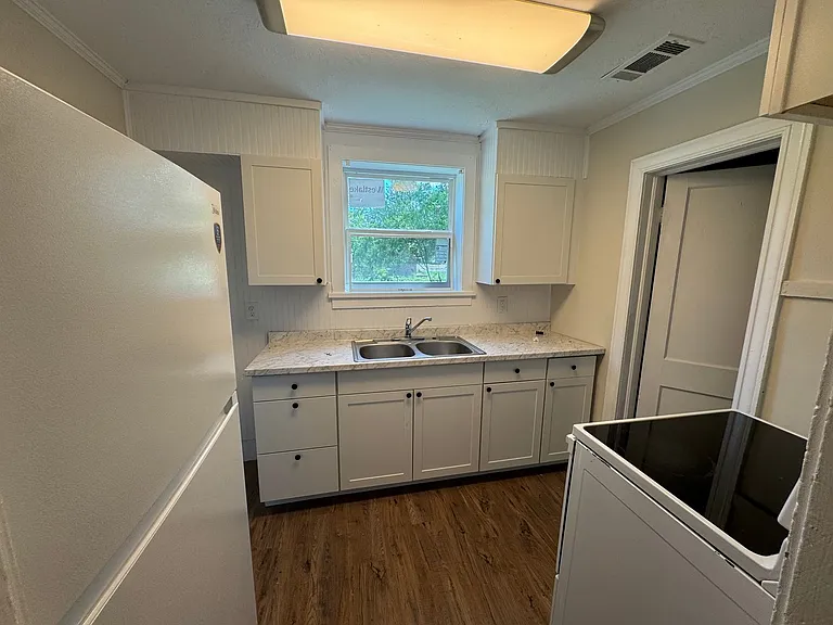 1586 Washington Rd — Photo 8
