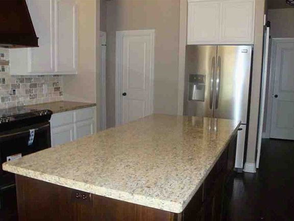 4th image of 435 Creekwood St